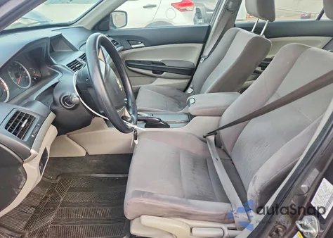 2011 Honda Accord Lx z USA, uszkodzony, nr VIN 1HGCP2F3XBA113765